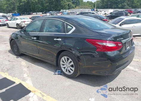 2018 Nissan Altima 2.5 S z USA, uszkodzony, nr VIN 1N4AL3AP0JC184368
